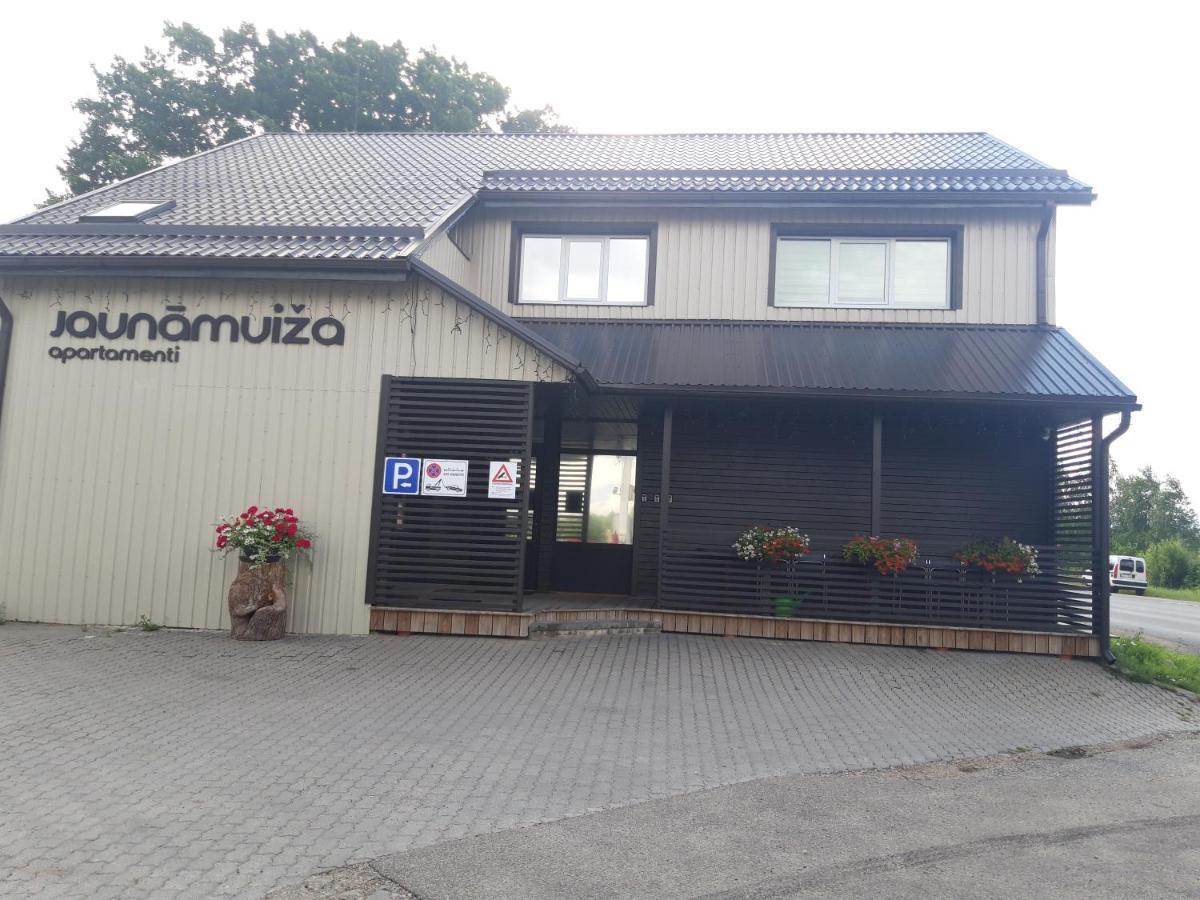 Jaunamuiza Apartamenti 발미에라 외부 사진